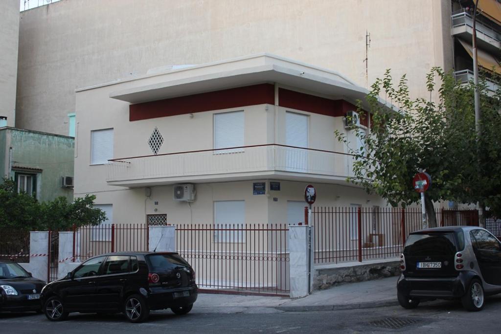 Capital Apartment Next To Metro Station With Parking Spot To Explore Atena Exterior foto